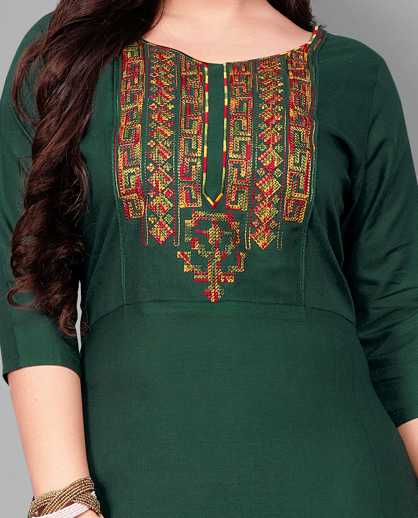 Women’s Embroidered Yoke Plus Size Kurti | Ethnic Wear