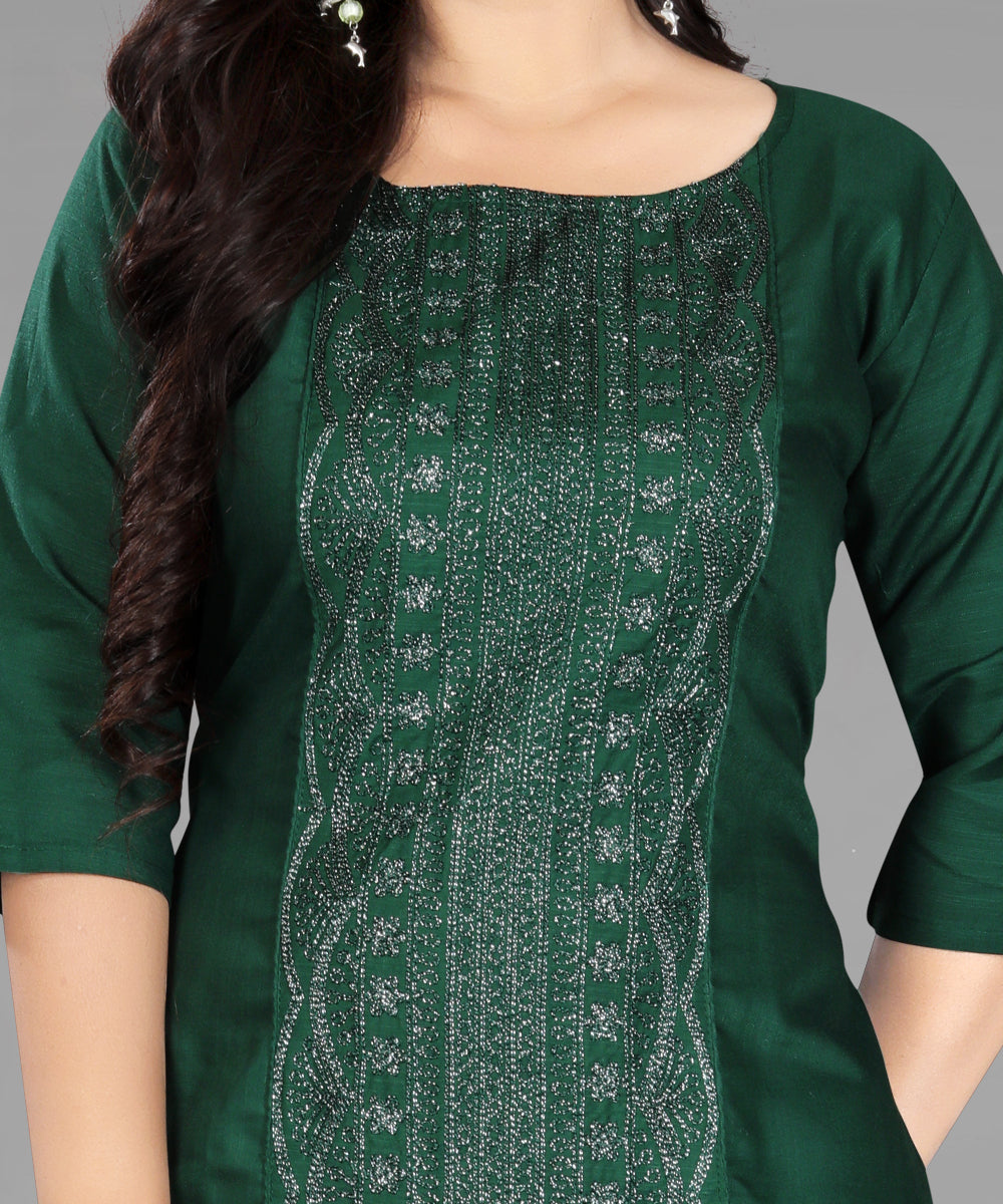 Women’s Embroidered Plus Size Cotton Slub Straight Kurti | Size M to 6XL